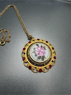 Vintage Pink Floral and Gold Pendant #33un